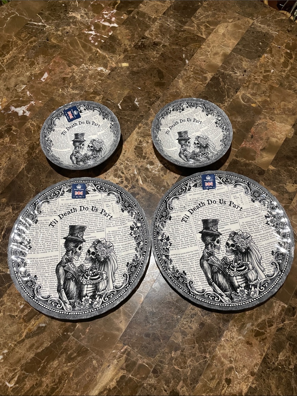 Black & White Gothic Skull Wedding Plate Set - 4pc